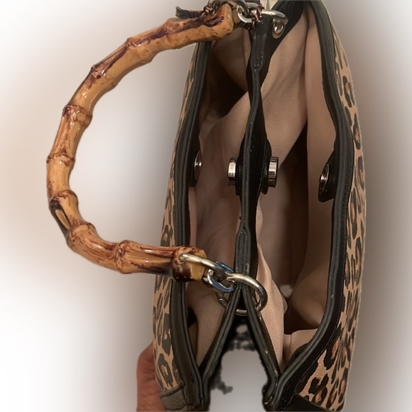 EUC Dana Buchman handbag - Picture 8 of 8